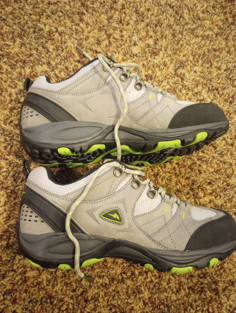 NEW Hiking Boots Women's Size 10 A'Rock